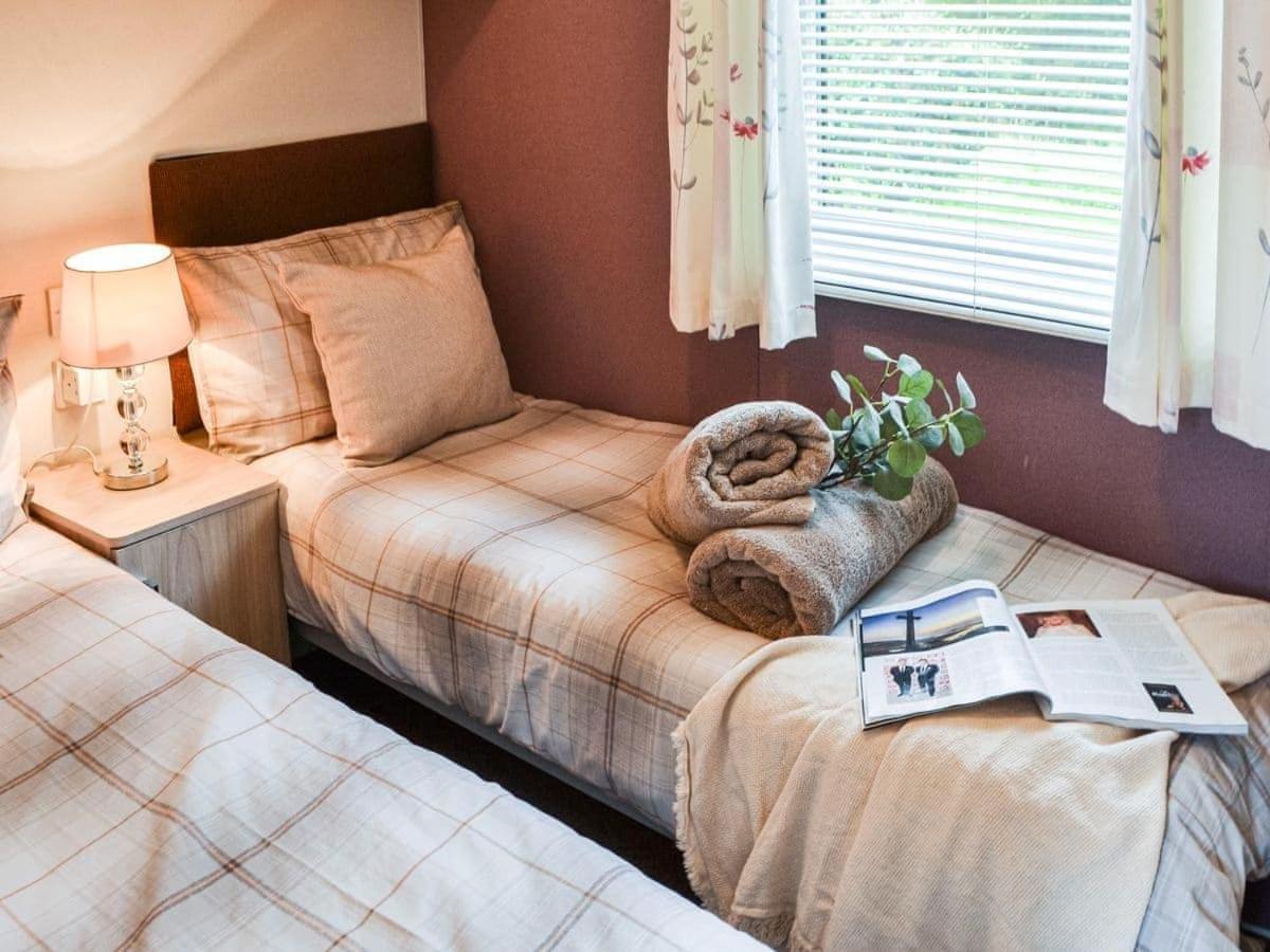 Ascot Lodge - Hot Tub Hideaway - Northumberland Felton  Buitenkant foto